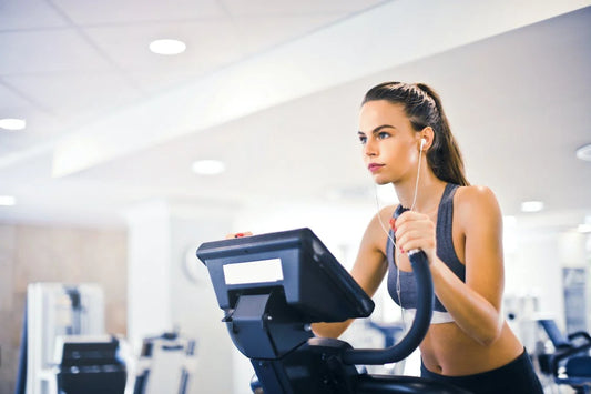 Perdere peso: allenamento cardio o sollevamento pesi?
